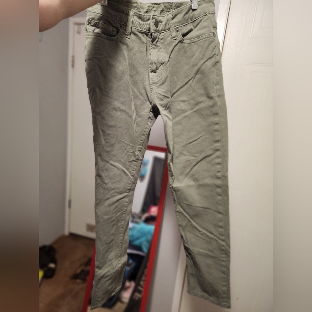 American Eagle Outfitters Olive Green Jeans, Size ( 26×28 ).